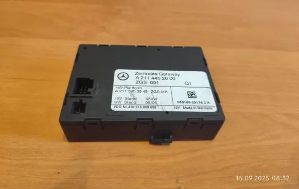 Mercedes-Benz E W211 Gateway control module A2114452600 410213009005 A2115403545
