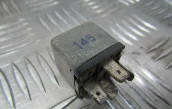 Mercedes-Benz Vito Viano W638 Other relay 4ra00351003 4ra003510-03