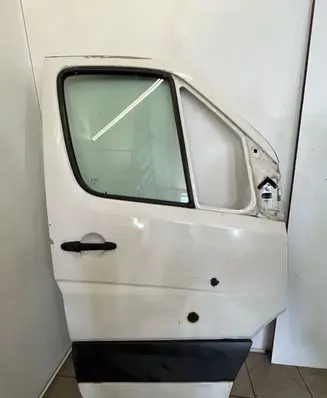 Volkswagen Crafter Front door