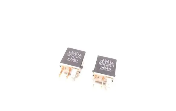 Toyota RAV 4 (XA20) Other relay 90987-02012 156700-0870
