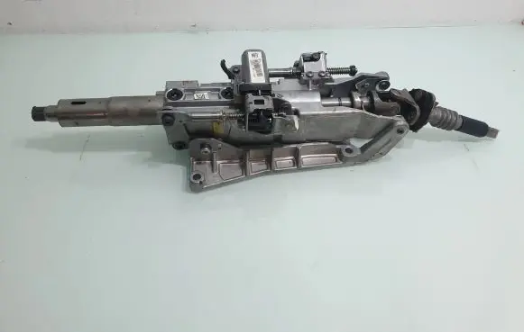 Jeep Grand Cherokee Steering wheel axle 68166372AB