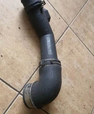 Ford Galaxy Intercooler hose/pipe 7m3145957c 7M3145708B