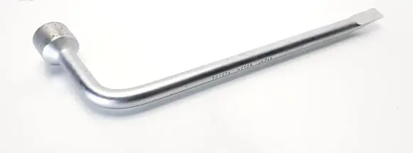 Toyota Corolla E120 E130 Wheel nut wrench 