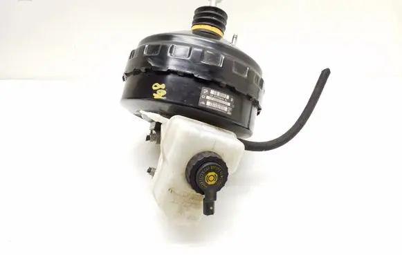 BMW 1 E81 E87 Brake booster 6775929 677592901D