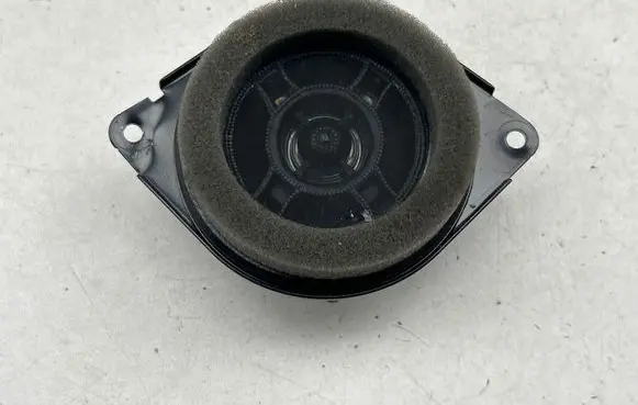 Chrysler Pacifica Panel speaker 68043045AD 8923021701A 04918J0282