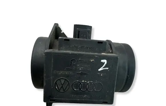 Volkswagen PASSAT B6 Mass air flow meter 71822101 074906461