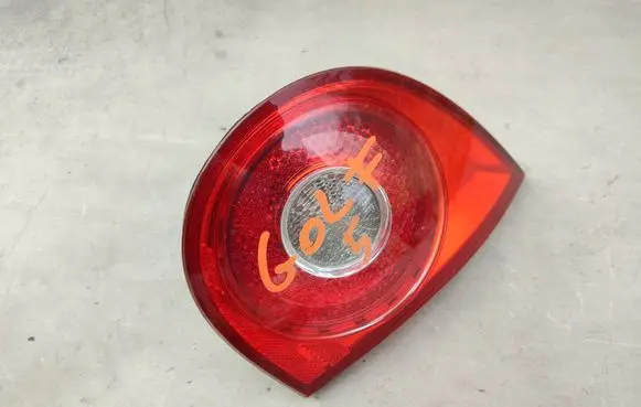 Volkswagen Golf V Tailgate rear/tail lights 1K6945108C 1K6945094J 4VFX15500AA