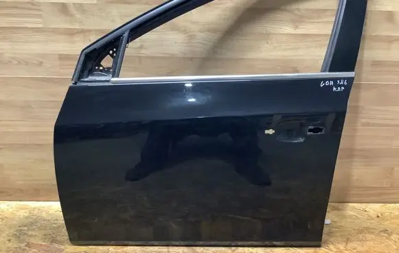 Chevrolet Cruze Front door