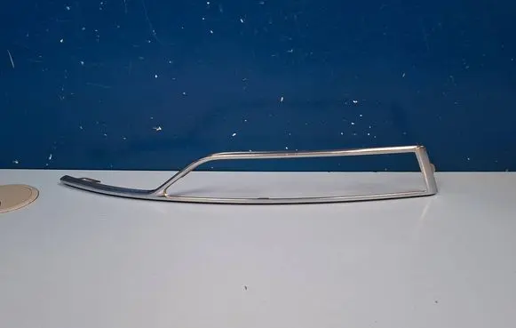 Skoda Octavia Mk4 Front bumper splitter molding 5E3853767