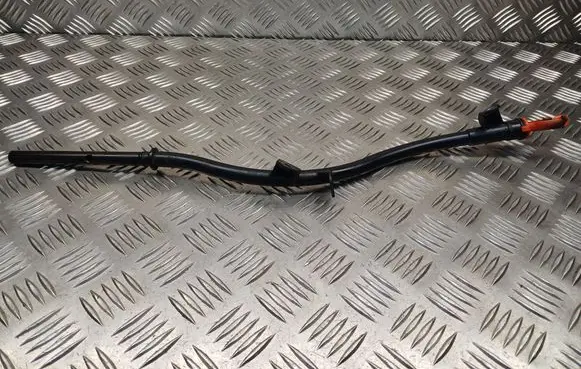 Volkswagen PASSAT B7 Oil level dip stick 03L103634G 03L115611H