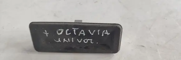 Skoda Octavia Mk2 (1Z) Tailgate/trunk/boot exterior handle