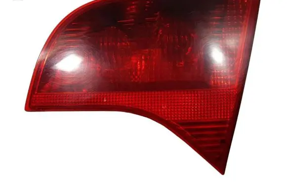 Audi A4 S4 B7 8E 8H Tailgate rear/tail lights 8E9945094