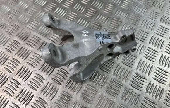 Jaguar F-Pace Engine mounting bracket HK836037CC