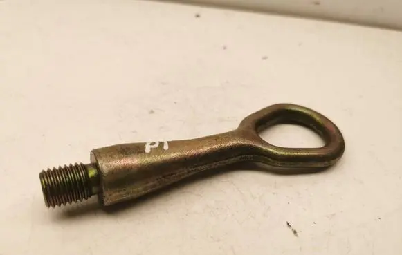 Chrysler PT Cruiser Towing hook eye 