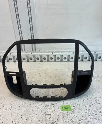 Mercedes-Benz Vito Viano W447 Radio/GPS head unit trim A4476890011