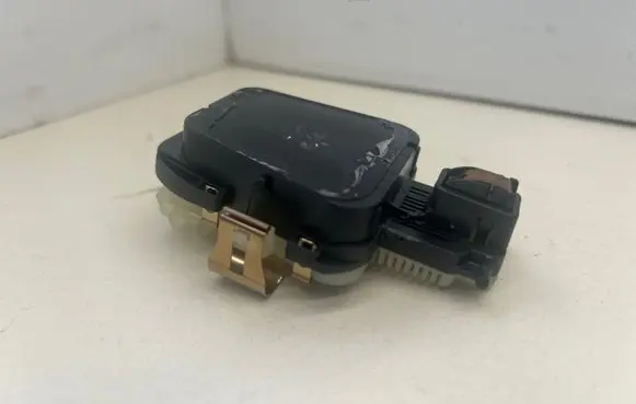 Mercedes-Benz A W176 Rain sensor A2469002403 Y00070K140039 101076090
