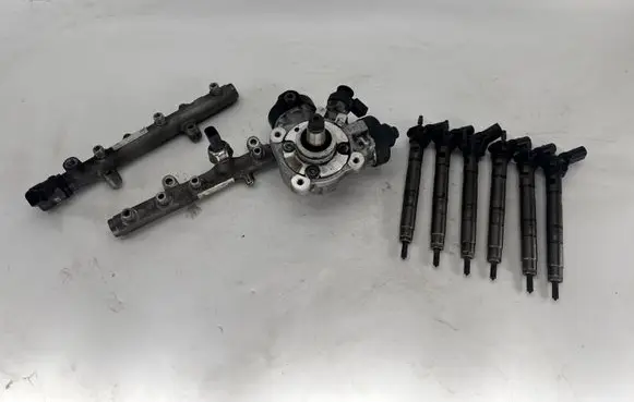 Audi Q7 4L Fuel injection system set 057130277AH