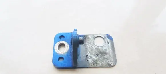 Volkswagen Caddy Rear door lower hinge