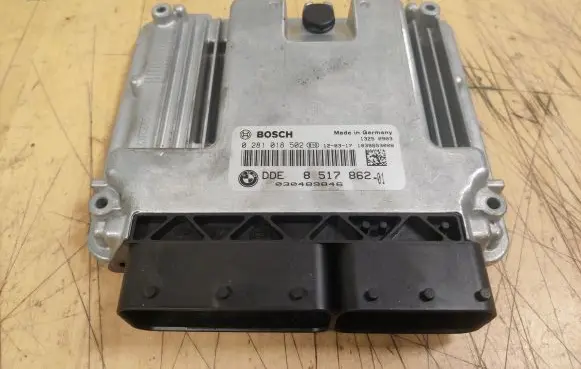 BMW 5 F10 F11 Engine control unit/module 851786201 8517862 0281018502