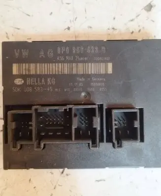 Audi A3 S3 8P Comfort/convenience module 8P0959433B 5DK00858345