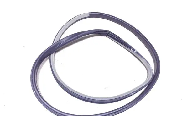 Opel Signum Front door rubber seal 13149760 32860349