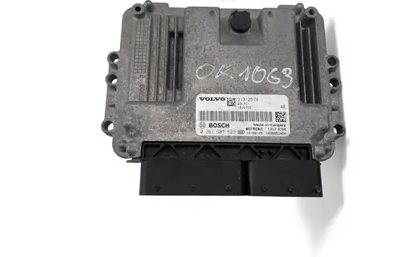 Volvo S60 Engine control unit/module ECU 31312578 0261S07523
