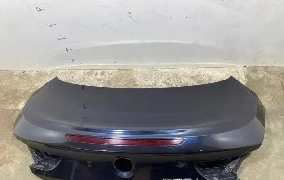 BMW 6 F12 F13 Tailgate/trunk/boot lid
