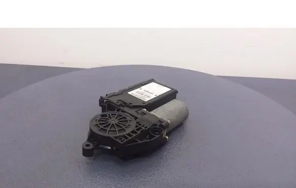 Audi A2 Front door window regulator with motor 8Z1959802