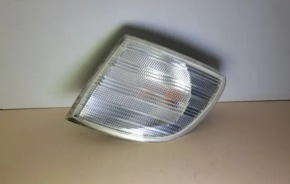 Mercedes-Benz Vito Viano W638 Front indicator light 6R01489