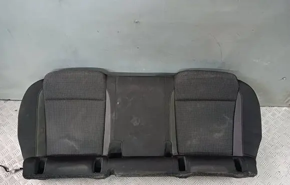 Skoda Octavia Mk4 Second row seats 5E8885375J