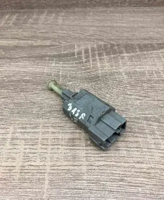 Mazda MPV II LW Brake pedal sensor switch GA2C6649Y