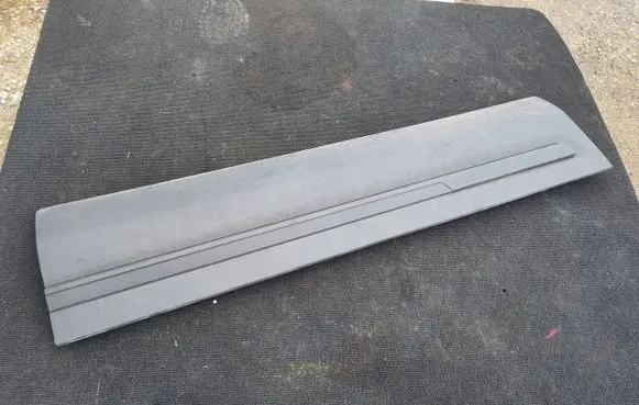 Ford Explorer V Front door trim (molding) HB537820849