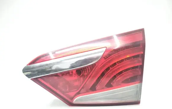 Hyundai i40 Tailgate rear/tail lights 924043Z000