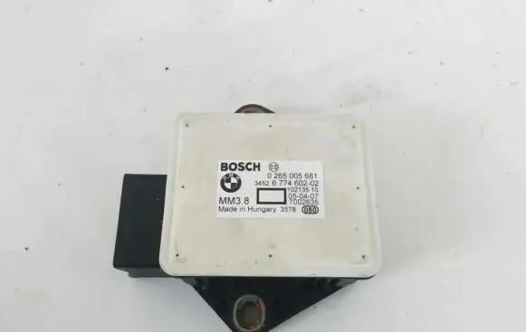 BMW 5 E60 E61 ESP acceleration yaw rate sensor 0265005681 34526774602-02