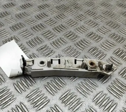 Ford Focus Front bumper mounting bracket BM5117D958A