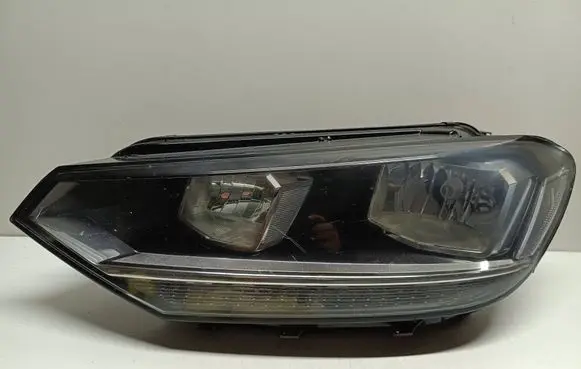 Volkswagen Touran III Headlight/headlamp 5TB941005A