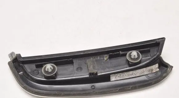 Maserati Ghibli Rear door windshield rail 670025617