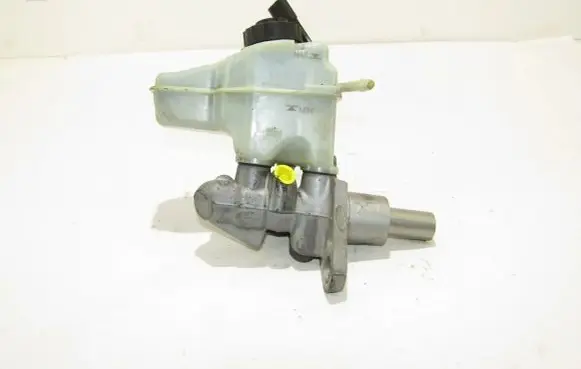 Volkswagen Scirocco Master brake cylinder