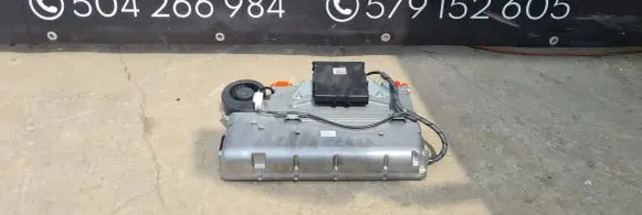 Toyota Prius (XW30) Hybrid/electric vehicle battery fan G909047040