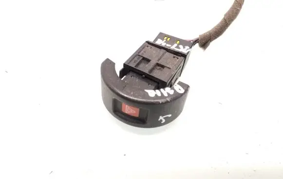 Opel Astra G Hazard light switch 09131728