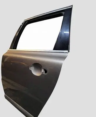 Volvo V70 Rear door