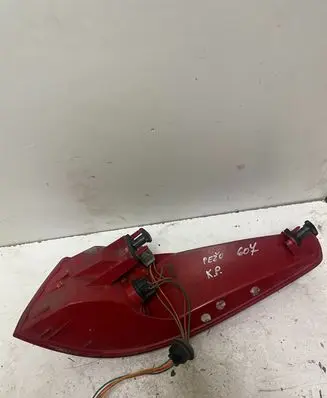 Peugeot 607 Tailgate rear/tail lights 2543