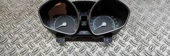 Speedometer (instrument cluster)