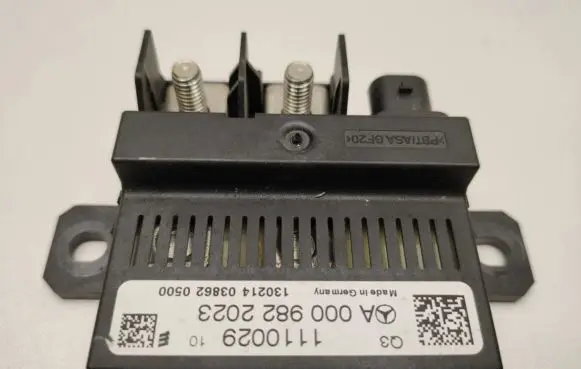 Mercedes-Benz ML W166 Other relay A0009822023