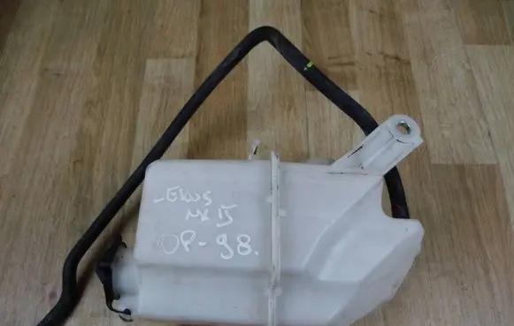 Lexus NX Coolant expansion tank/reservoir 1647025050