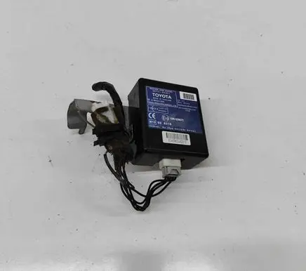 Toyota Hilux (AN10, AN20, AN30) Door central lock control unit/module 897410K021