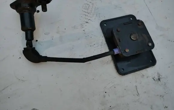 Ford Transit - Tourneo Connect Spare wheel mounting bracket 