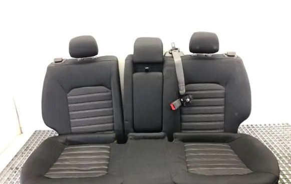 Ford Mondeo MK V Second row seats 