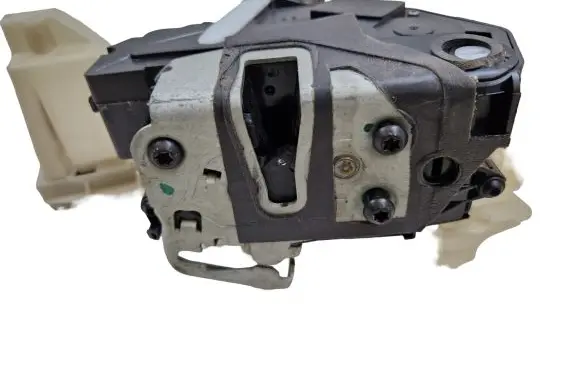 Ford Edge II Rear door lock FT4AA26412 FT4AA26412BE 0950132