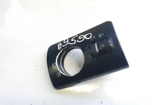 Audi A6 S6 C5 4B Headlight level height control switch 14070102 14-070102